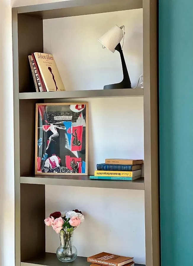 Art Apartment Near Paradise Mall & Metro Station Sofia