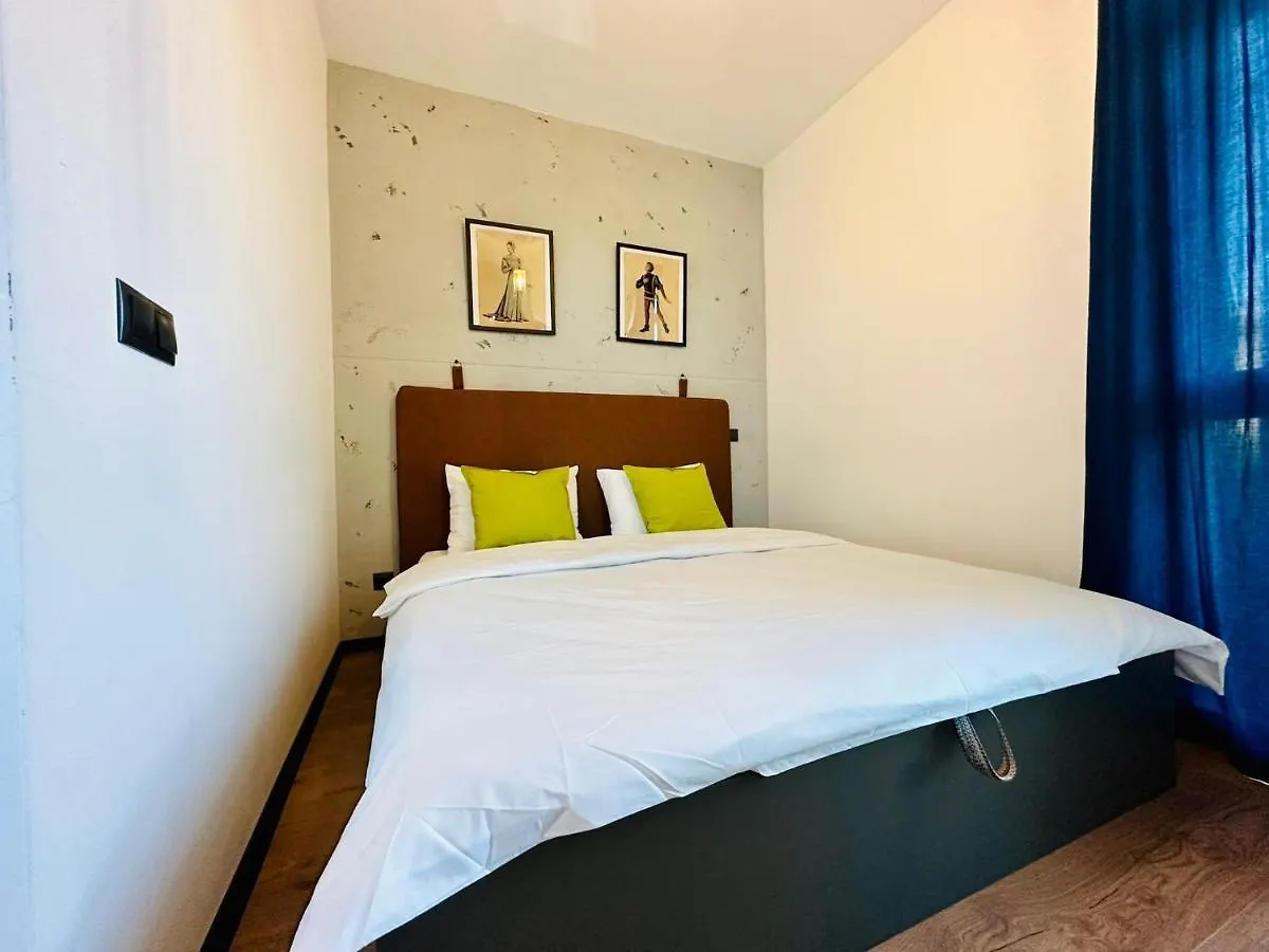 Art Apartment Near Paradise Mall & Metro Station Sofia
