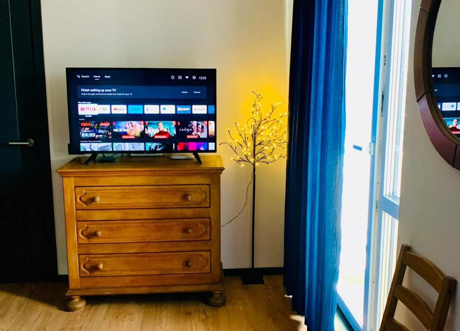 Art Apartment Near Paradise Mall & Metro Station Sofia