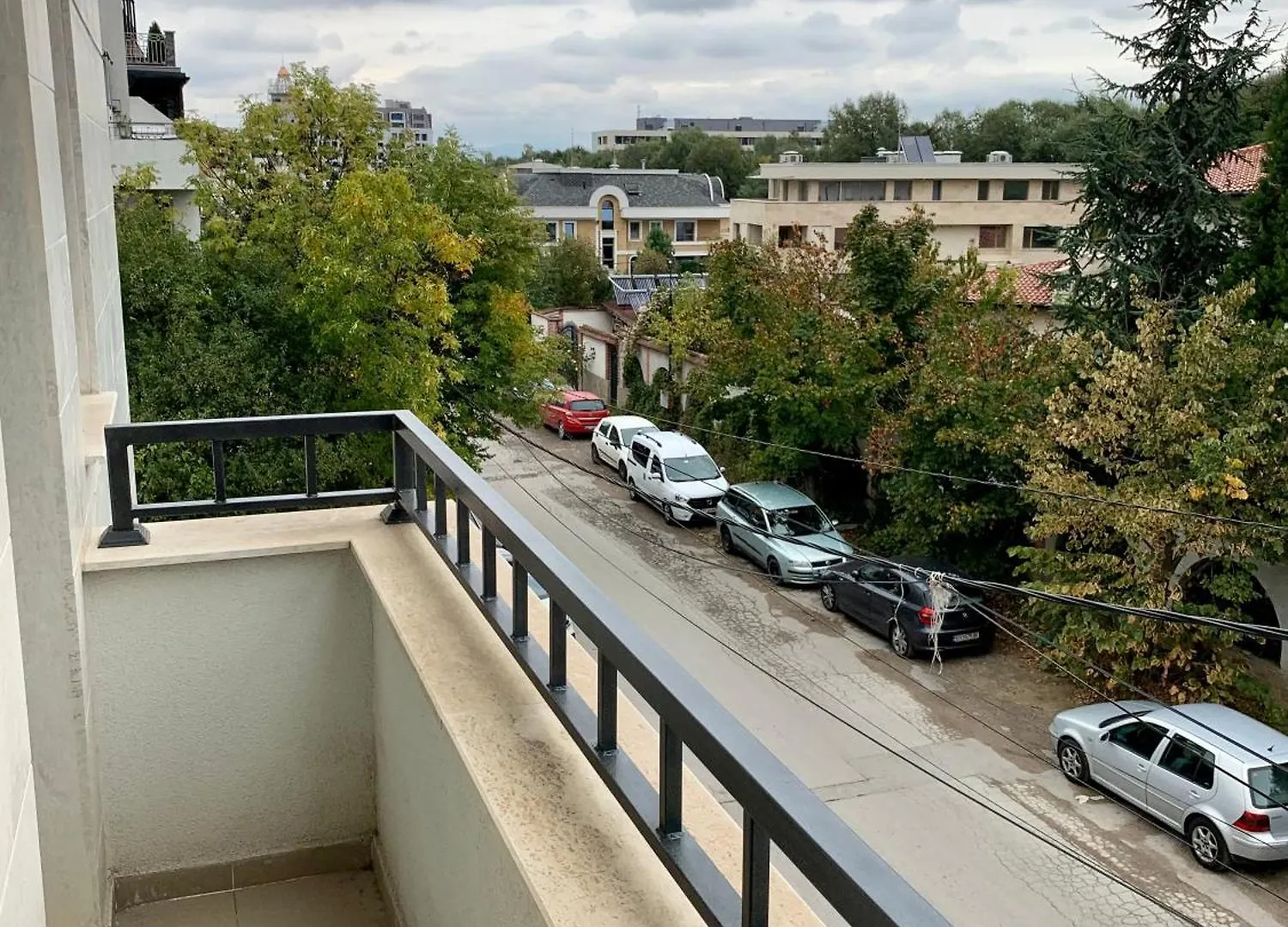 Art Apartment Near Paradise Mall & Metro Station Sofia