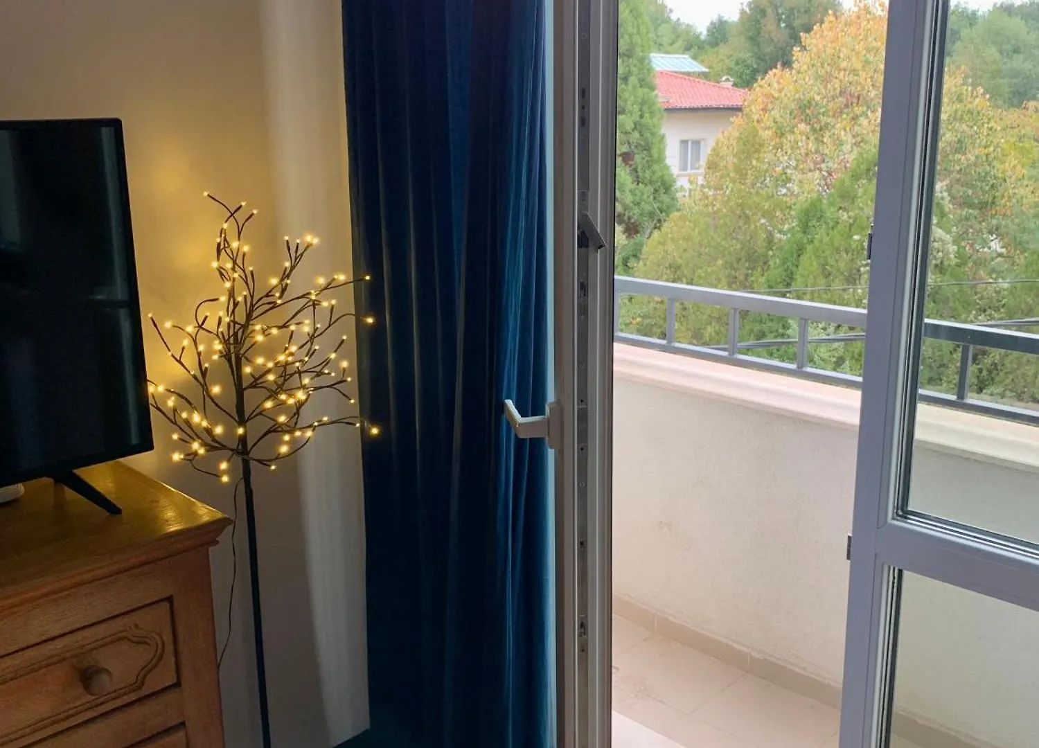 Art Apartment Near Paradise Mall & Metro Station Sofia Bulgaria